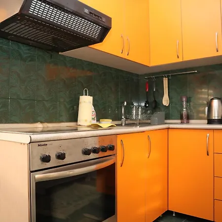 Birds Nest Apartment *